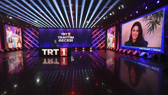 “TRT 1 Tanıtım Gecesi” nde Değişim Seyircinin Beğenisine Sunuldu