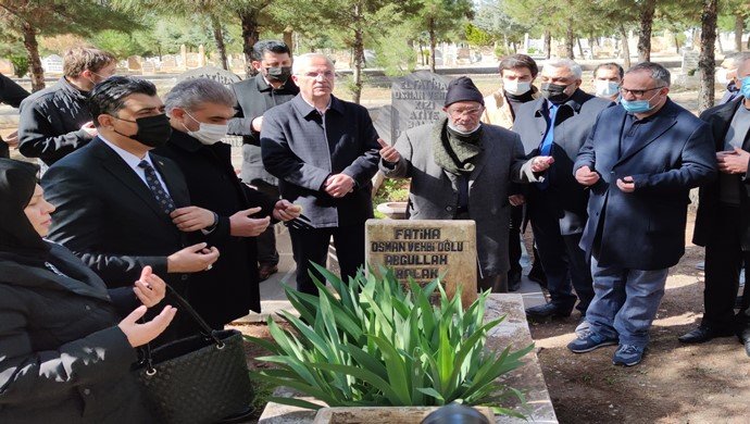 ABDULLAH BALAK MEZARI BAŞINDA ANILDI