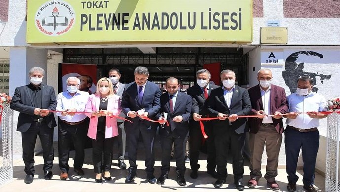 TOKAT PLEVNE ANADOLU LİSESİ BİLİM ŞENLİĞİ YOĞUN BİR KATILIMLA AÇILDI