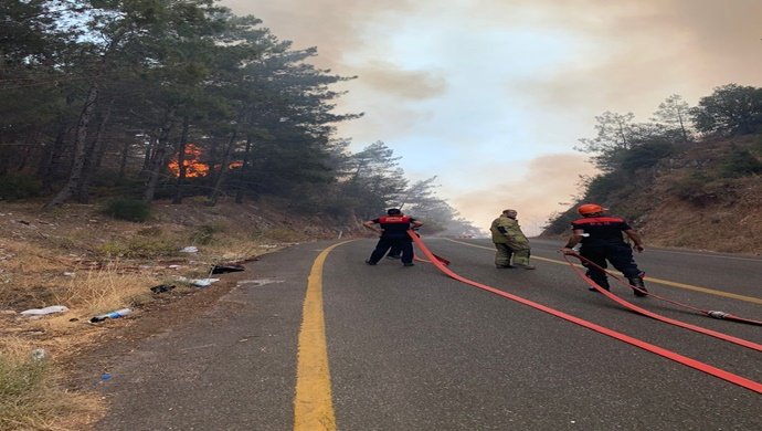 Maltepe Belediyesi ekipleri Marmaris’te yangınla savaşıyor