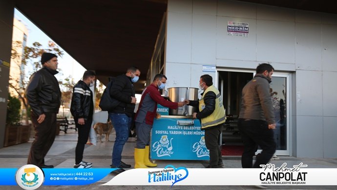 HALİLİYE’NİN ‘GÖNÜL ÇORBASI’ İKRAMI YENİDEN BAŞLADI