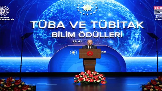 “Teknolojik bağımsızlığın siyasi bağımsızlığın teminatı olduğunu bilerek çalışmaya devam edeceğiz”