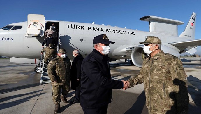 Millî Savunma Bakanı Hulusi Akar ve TSK Komuta Kademesi’nden Yılın Son Gününde Yoğun Mesai