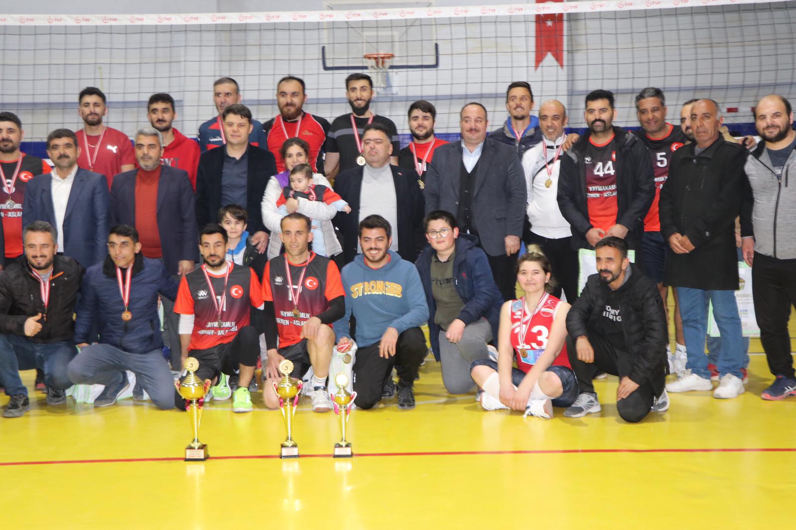 KURUMLAR ARASI VOLEYBOL TURNUVASINDA ŞAMPİYON BELLİ OLDU