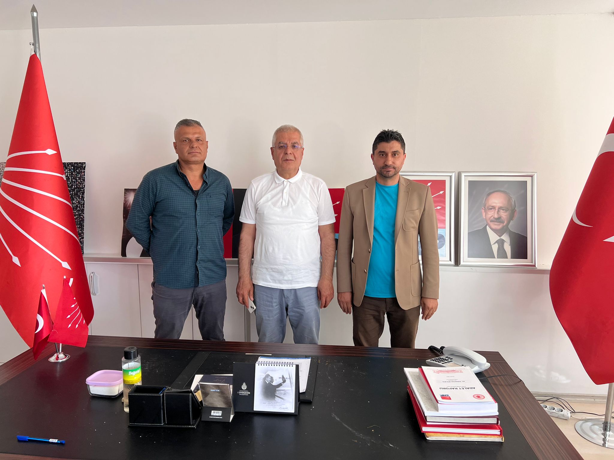 HÜSEYİN KIRAN, CHP GAZİANTEP İL BAŞKANI MEHMET NEŞET UÇAR `I ZİYARET ETTİ