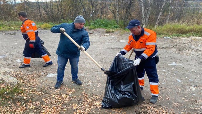 «Единая Россия» привела в порядок территорию родника у Оленегорска