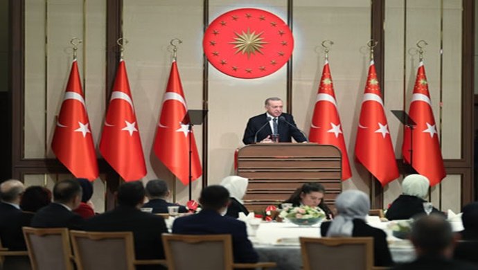 Cumhurbaşkanı Erdoğan, öğretmenlerle bir araya geldi