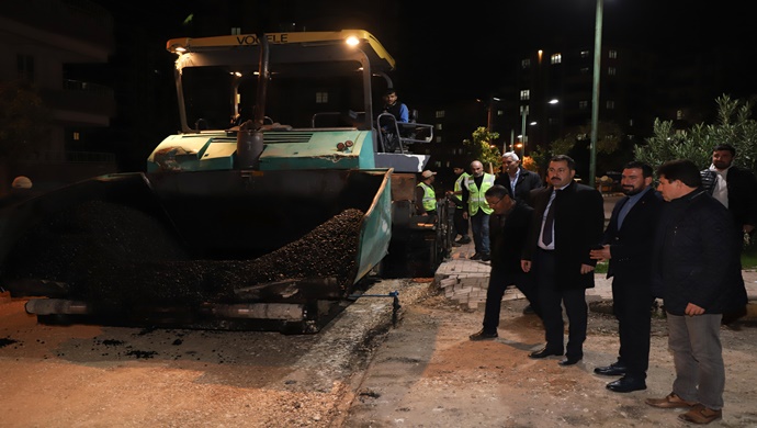 KARAKÖPRÜ’DE ASFALTLAMA ÇALIŞMALARINDA GECE MESAİSİ