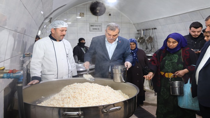 BÜYÜKŞEHİR’DEN AŞEVİNE HALK EKMEK DESTEĞİ