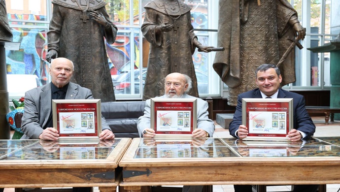 Birleşik Rusya partisinin “Tarihsel Hafıza” projesine göre, “Rusya’nın Çağdaş Sanatı” serisinin yeni posta pulları dolaşıma sunuldu.