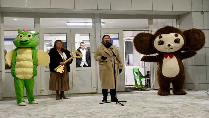 Novgorod bölgesindeki Staraya Russa’da iki okulun tadilatı halkın programına göre tamamlandı